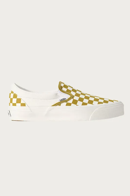 LX Classic Slip-On 98 - Checkerboard Burnt Gold made by Vans