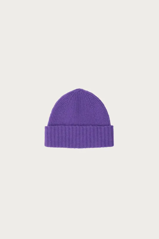 King Jammy Beanie - Violet Dream made by Howlin'