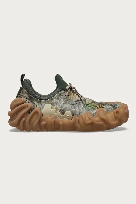 Salehe Bembury x Crocs Juniper Sneaker - Multi made by Crocs