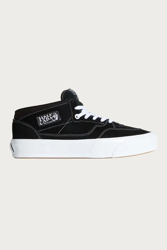 LX Half Cab Reissue 33 - Black/White sold by Canoe Club