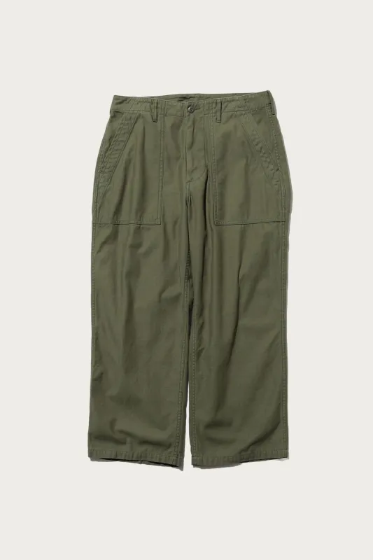 MIL Utility Trousers Reversed Sateen - Olive Green made by BEAMS PLUS