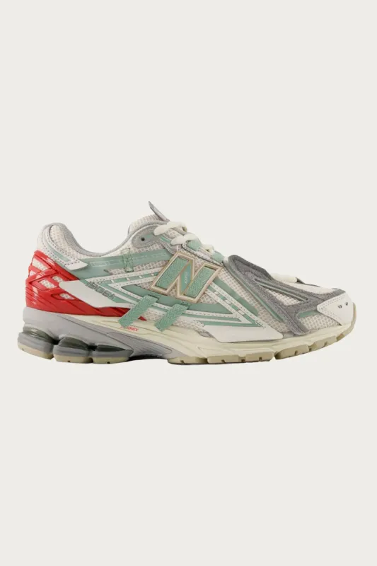 1906 - Sea Salt/Lone Star Grey made by New Balance