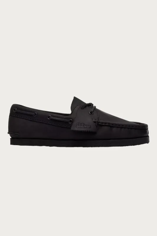 Godney Boat - Black Leather made by Clarks