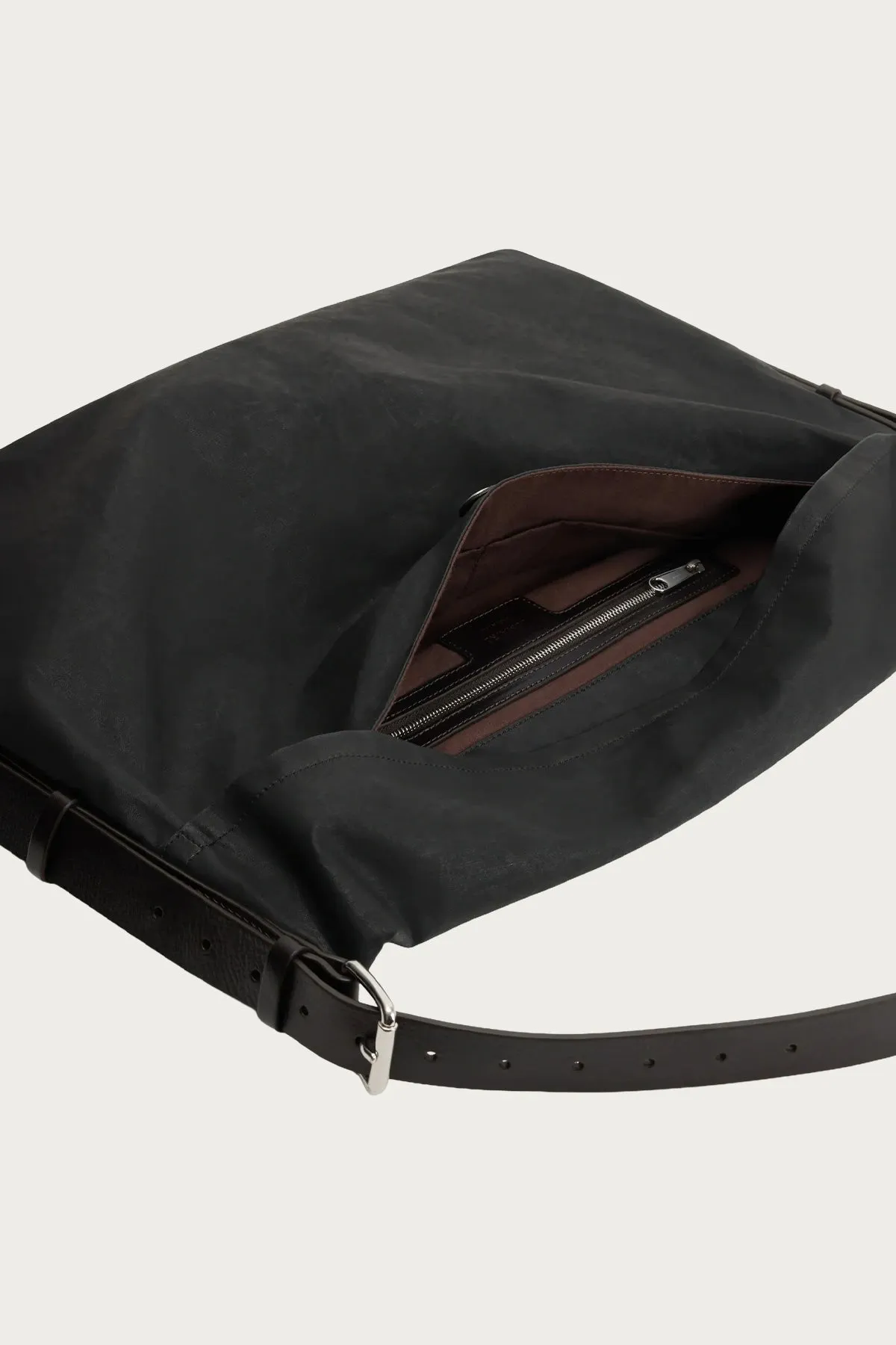 Trench Pocket Medium Bag - Onyx sold by Canoe Club product image thumbnail 3