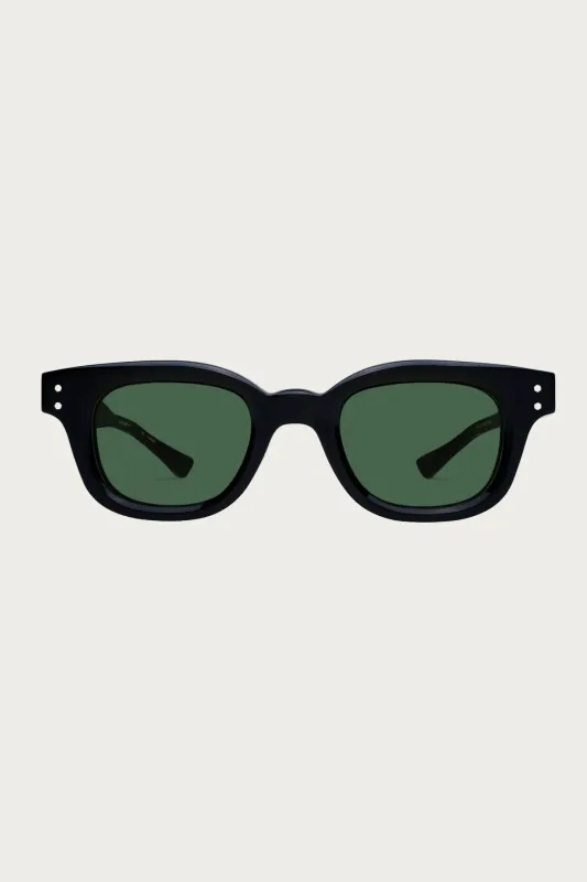 Connolly - Black made by Canoe Club