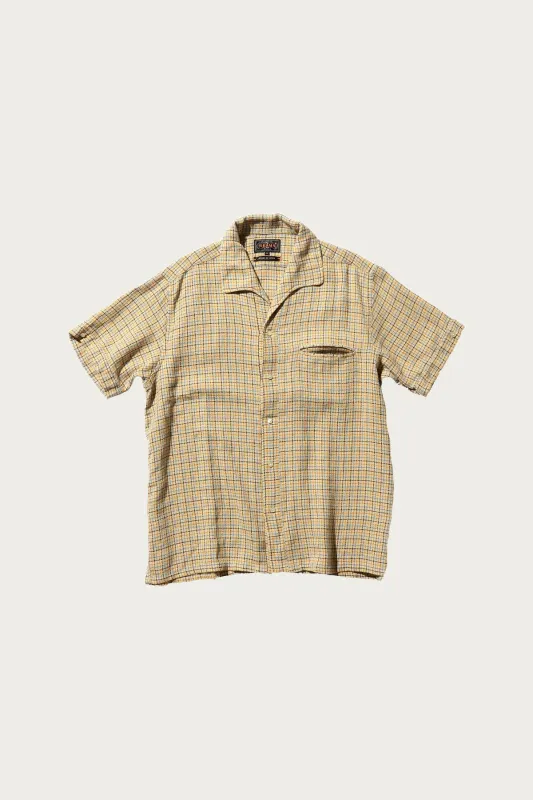 Italian Collar Gunclub Mesh - Beige made by BEAMS PLUS