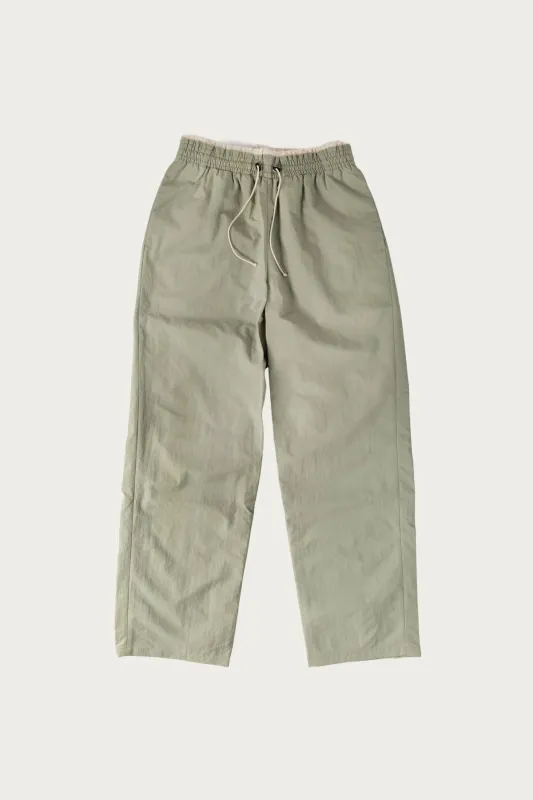 Sweat Pants Tech - Green made by Camiel Fortgens