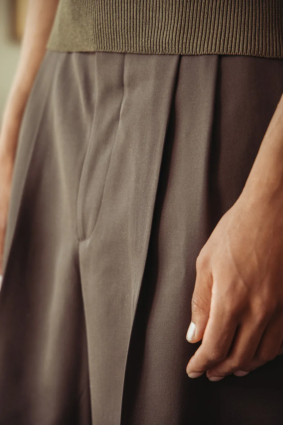 Light Wool Max Gabardine Shorts - Dark Brown sold by Canoe Club product image thumbnail 4