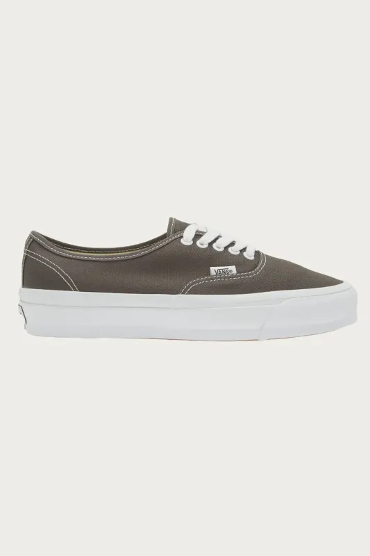 LX Authentic Reissue 44 - Gunmetal made by Vans