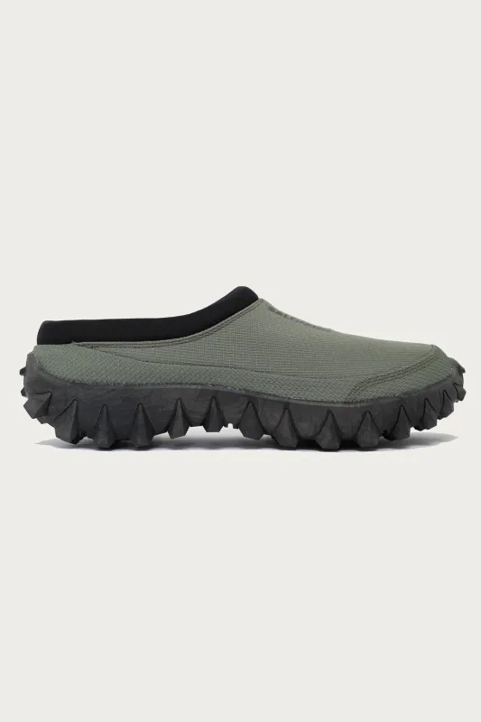 Snowclog - Deep Lichen Green/Deep Lichen Green/Black made by Canoe Club