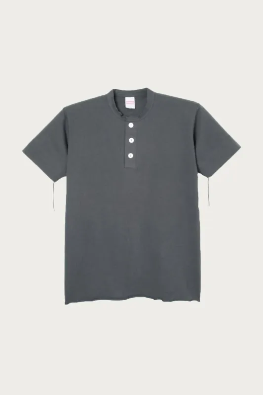 S/S Henley - Charcoal made by Canoe Club