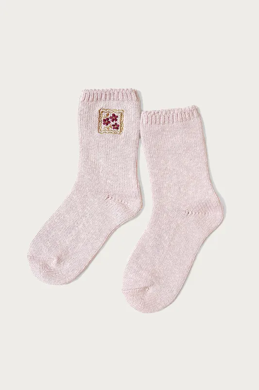 56 Yarns COOKIE Embroidery Socks - Pink made by Kapital