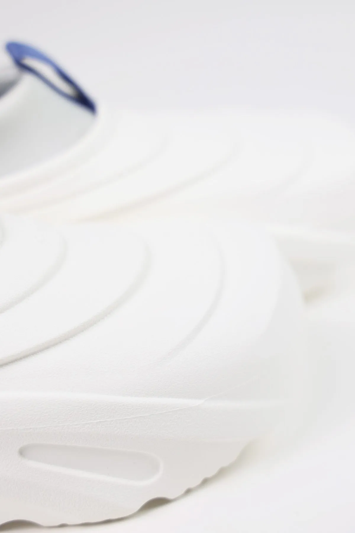 Echo Storm - White sold by Canoe Club product image thumbnail 4