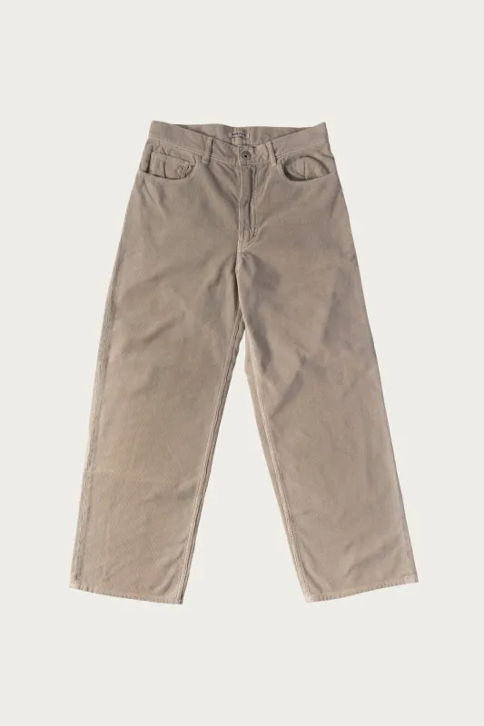Garment-Dyed Finx Corduroy 5P Wide Pants - White Khaki made by Auralee