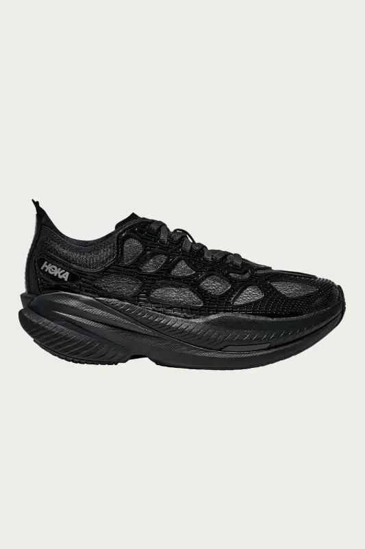 U Mach X Caged - Black/Midnight Blue made by Hoka