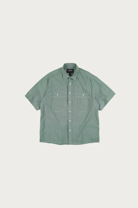 Chambray Big Pocket Half Shirt - Green made by FrizmWORKS