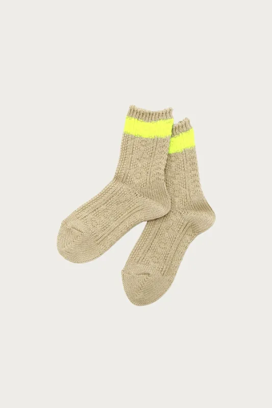 56 Yarns Cable Knit Neon-Line Socks - Ecru made by Kapital