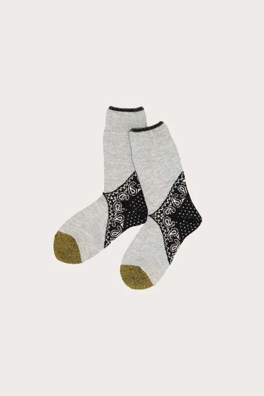 96 Yarns Paisley Bandana Heel Socks - Black made by Kapital