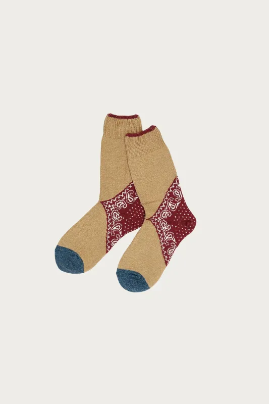 96 Yarns Paisley Bandana Heel Socks - Red made by Kapital