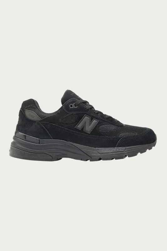 992 - Black made by New Balance