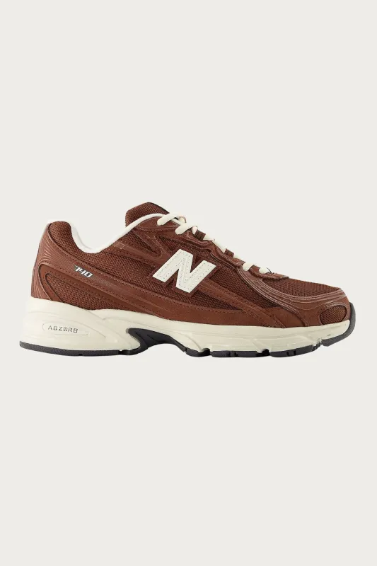 740 - Brown made by New Balance