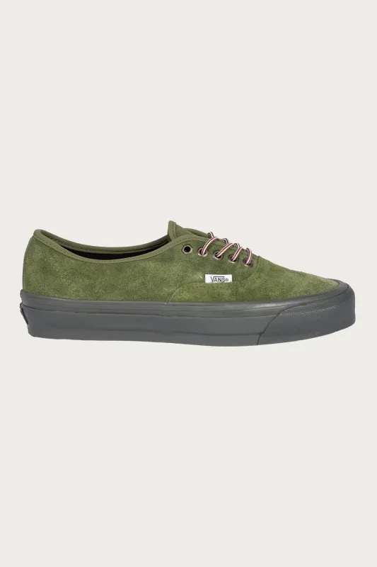 LX Authentic 44 - Field Black/Green made by Vans