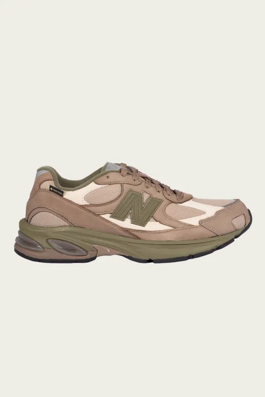 Abzorb 2010 - Brown made by New Balance