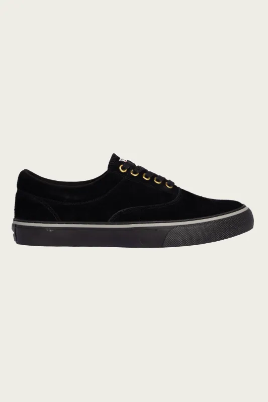 D-02 - Suede Black Bold made by Catch Ball