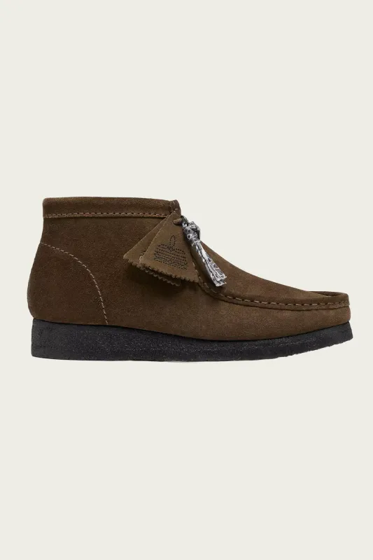 Wallabee Boot - Dark Olive Suede made by Clarks