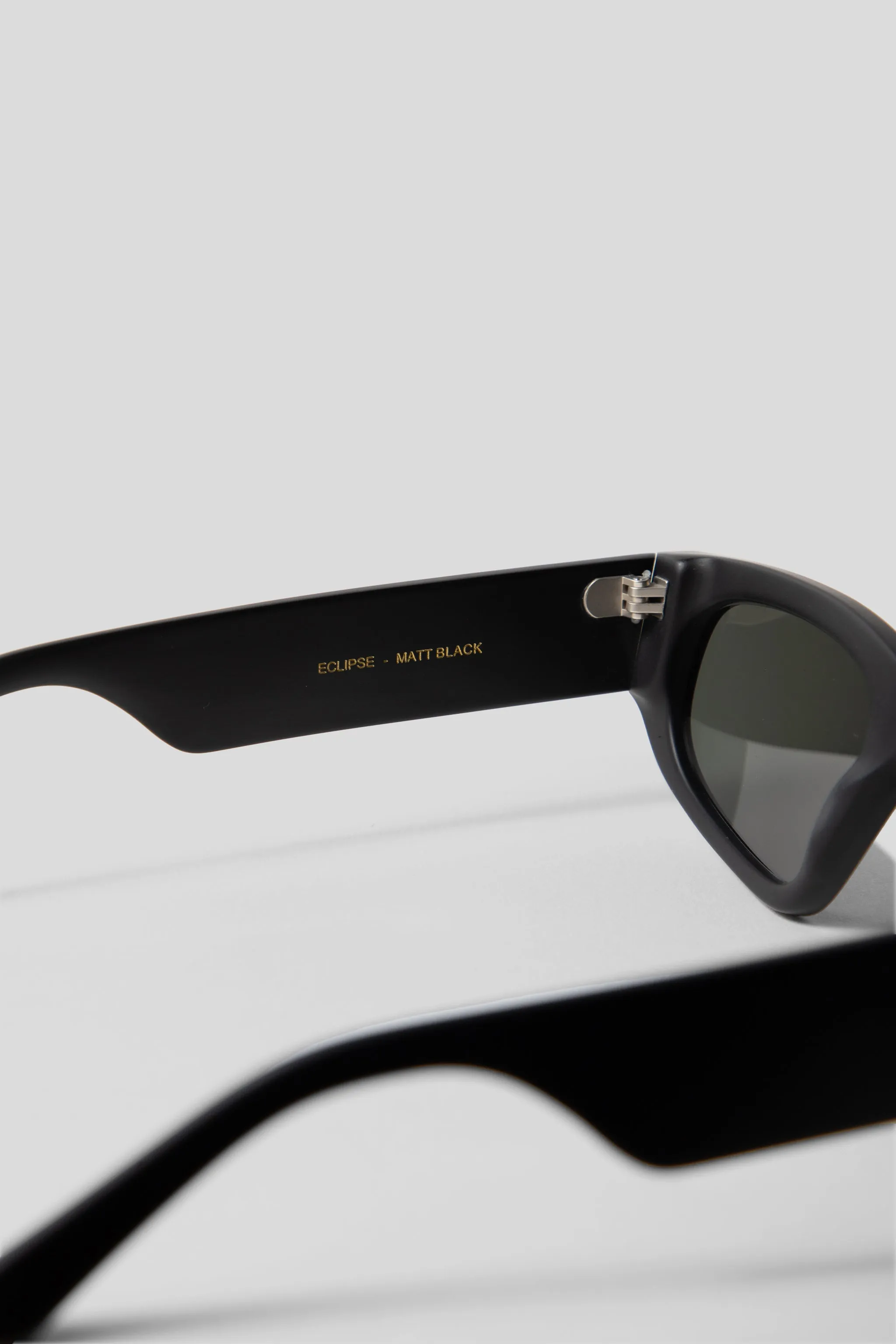 Eclipse - Matt Black/Green Solid Lens sold by Wallace Mercantile product image thumbnail 4