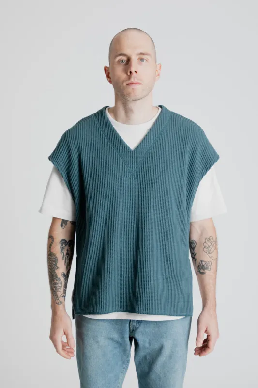 Waffle V Neck Vest - Dark Torquoise made by Jackman