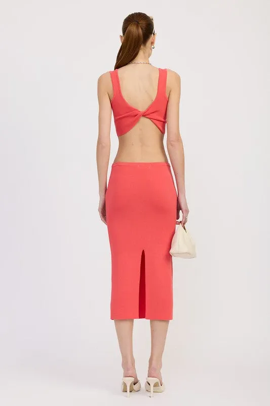 Sleevelss Cropped Top With Back Twist sold by Velvet House product image thumbnail 2