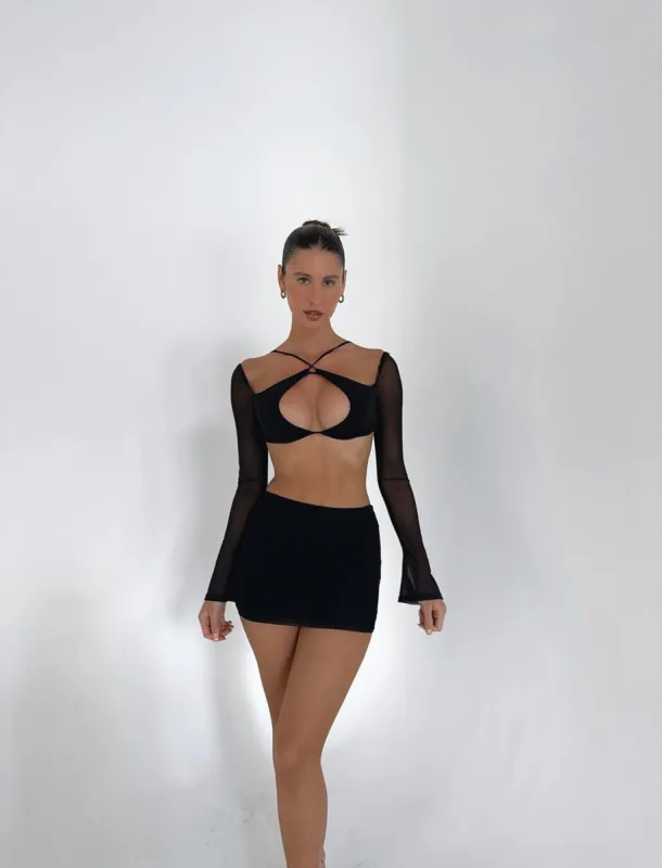 CONSTANCE CROP TOP BLACK - OUTCAST EXCLUSIVES made by Outcast Clothing