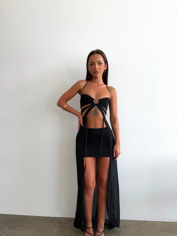 LALANA CROP TOP BLACK - OUTCAST EXCLUSIVES sold by Outcast Clothing