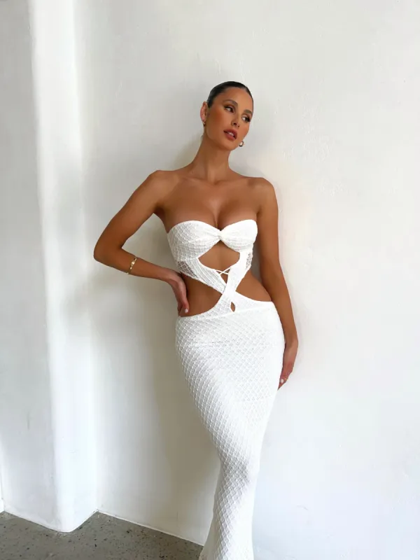CALIFORNIA MAXI DRESS WHITE - OUTCAST EXCLUSIVES sold by Outcast Clothing