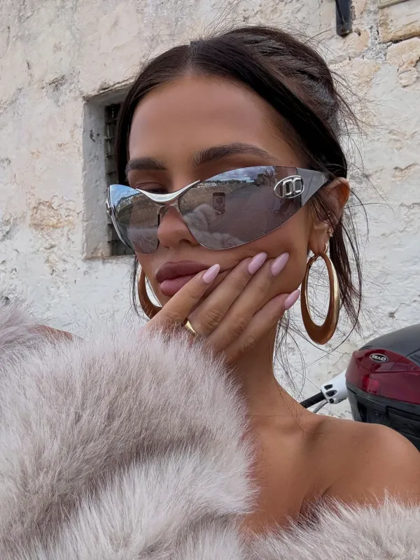 SIGNATURE FRAMELESS SUNGLASSES SILVER made by Outcast Clothing