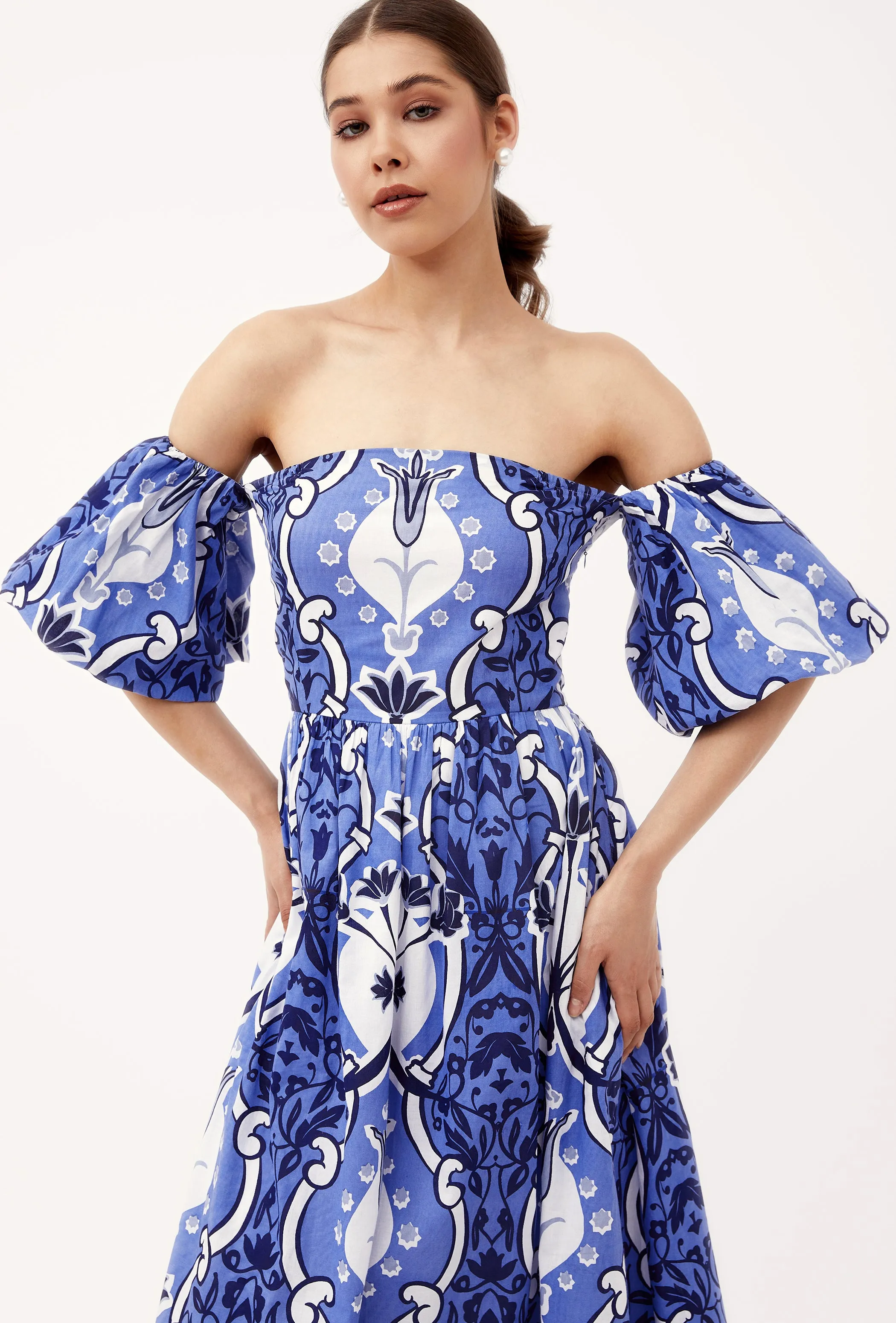 1593 Leah sold by Beyond by Vera product image thumbnail 3