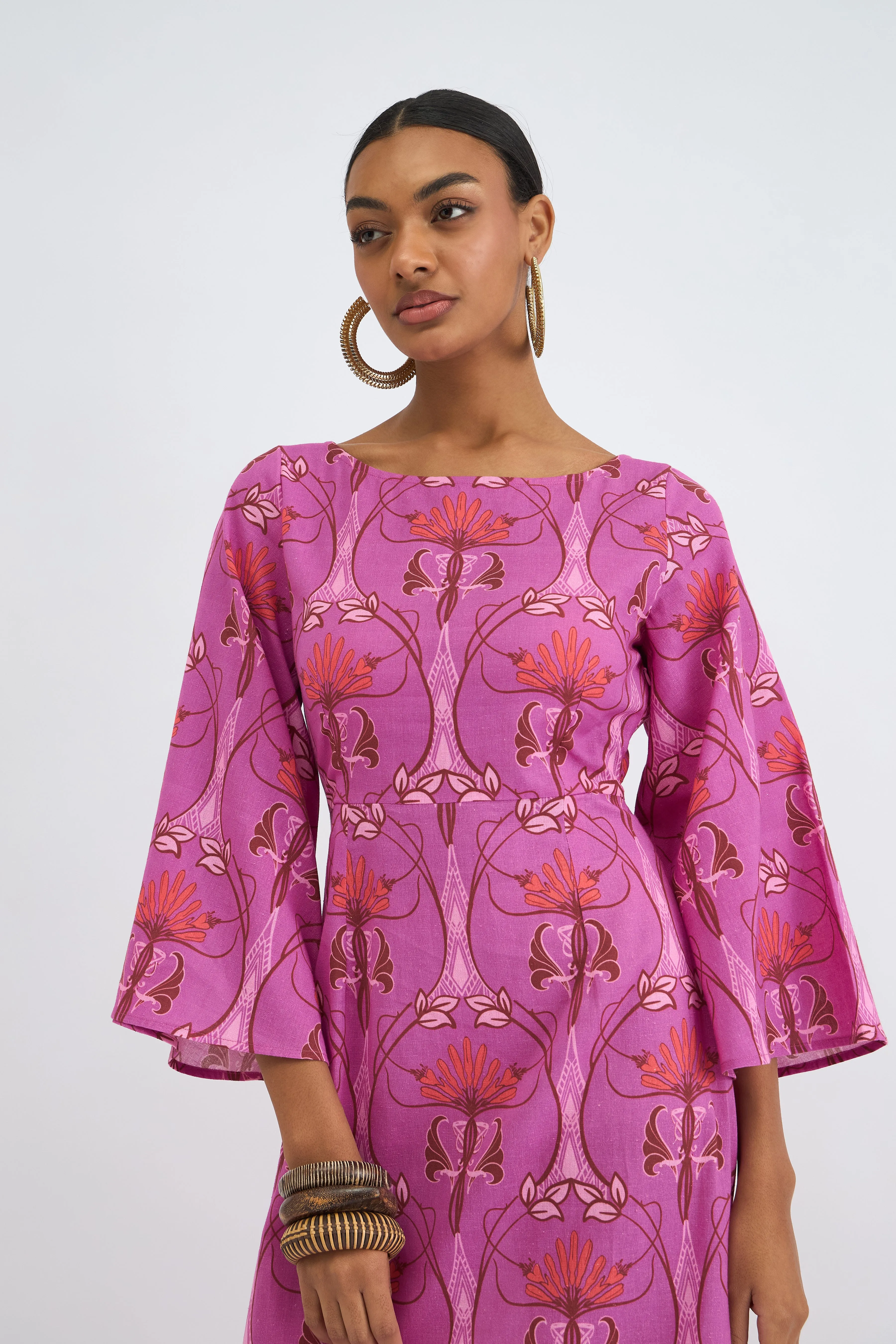 1090 Camelia sold by Beyond by Vera product image thumbnail 5