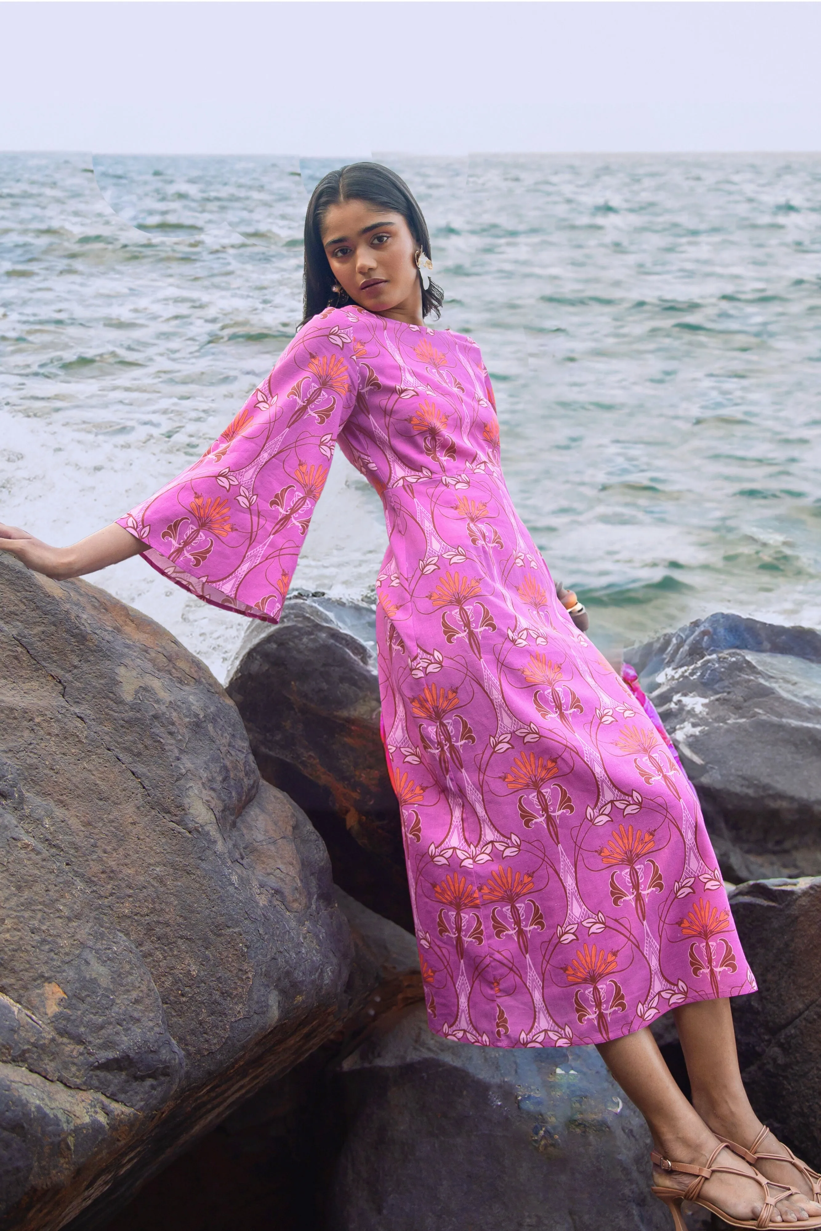 1090 Camelia sold by Beyond by Vera product image thumbnail 3