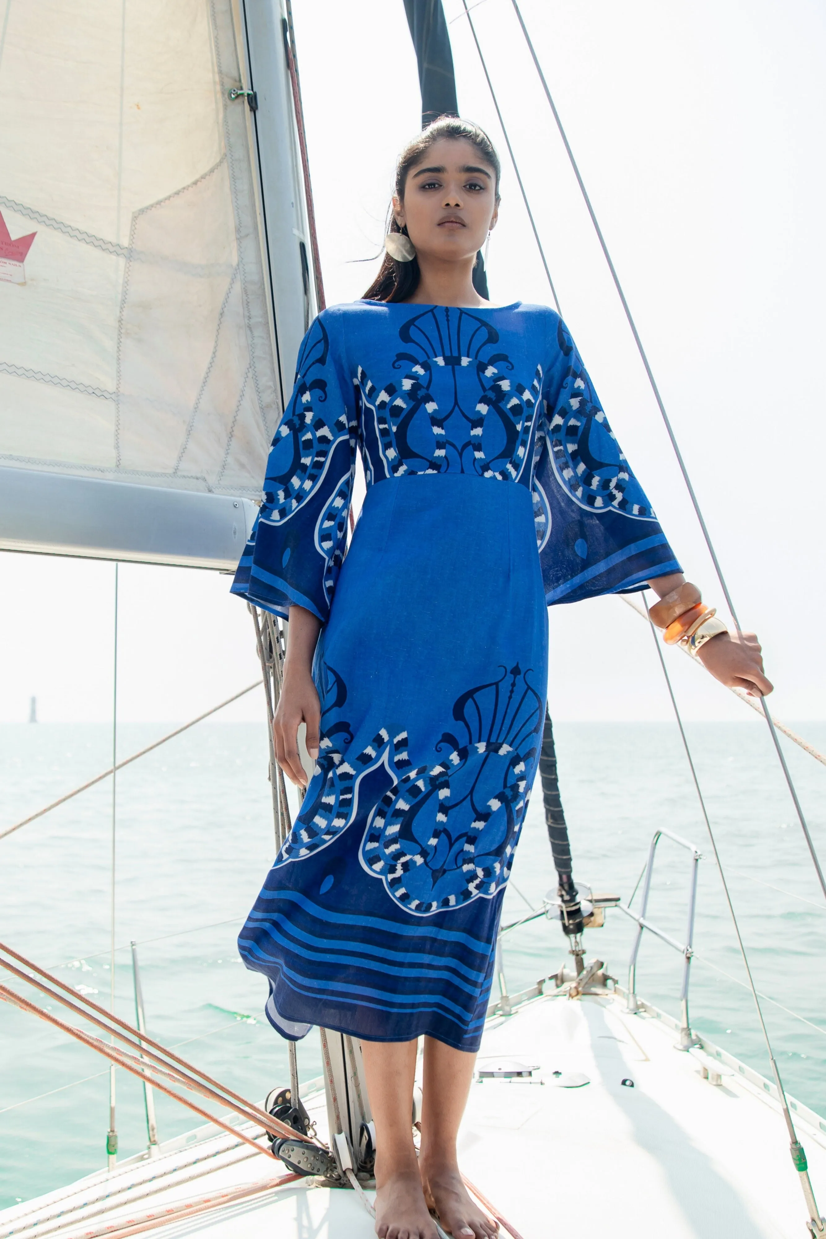 1057 Camelia sold by Beyond by Vera product image thumbnail 3