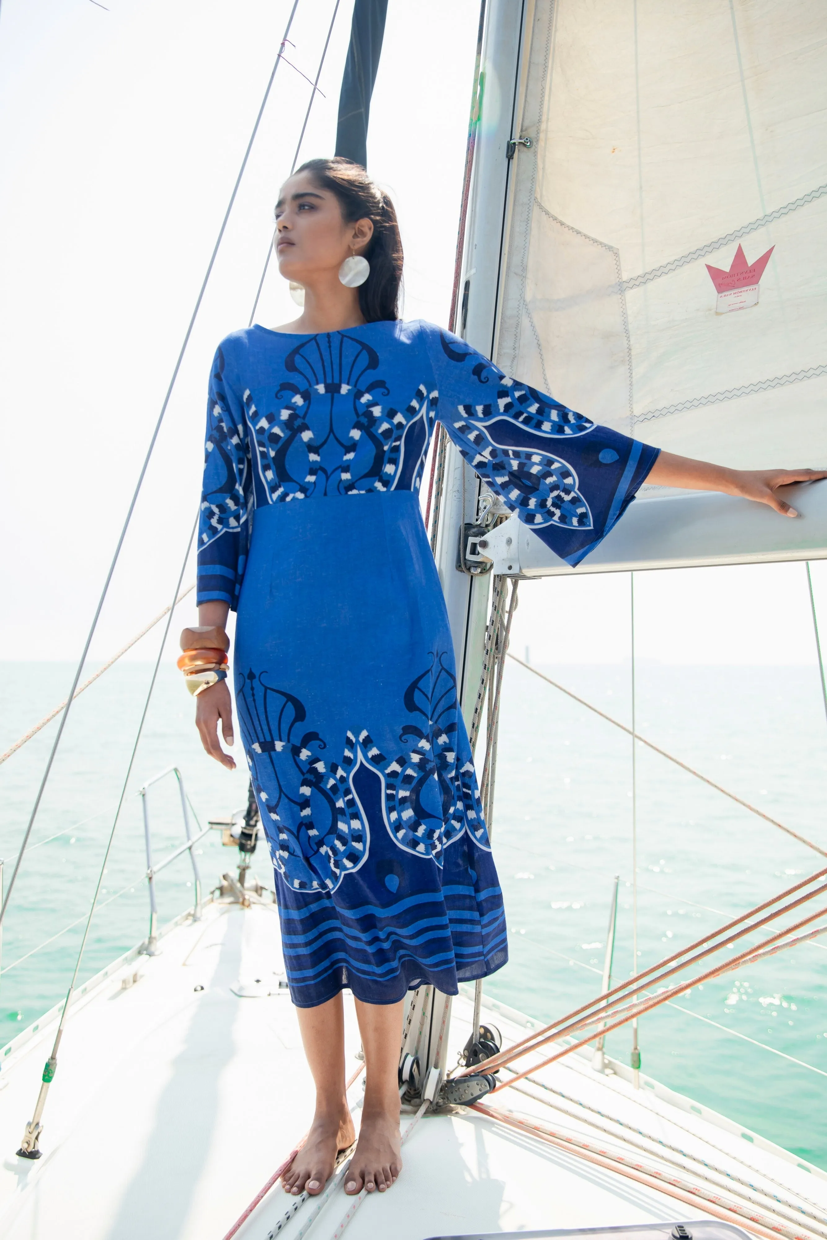 1057 Camelia sold by Beyond by Vera product image thumbnail 4