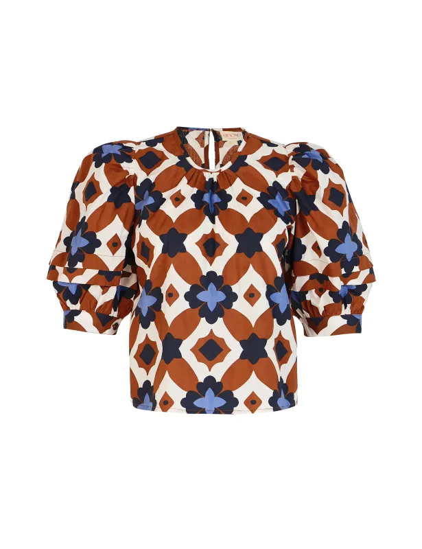 1180 Lilly Top sold by Beyond by Vera