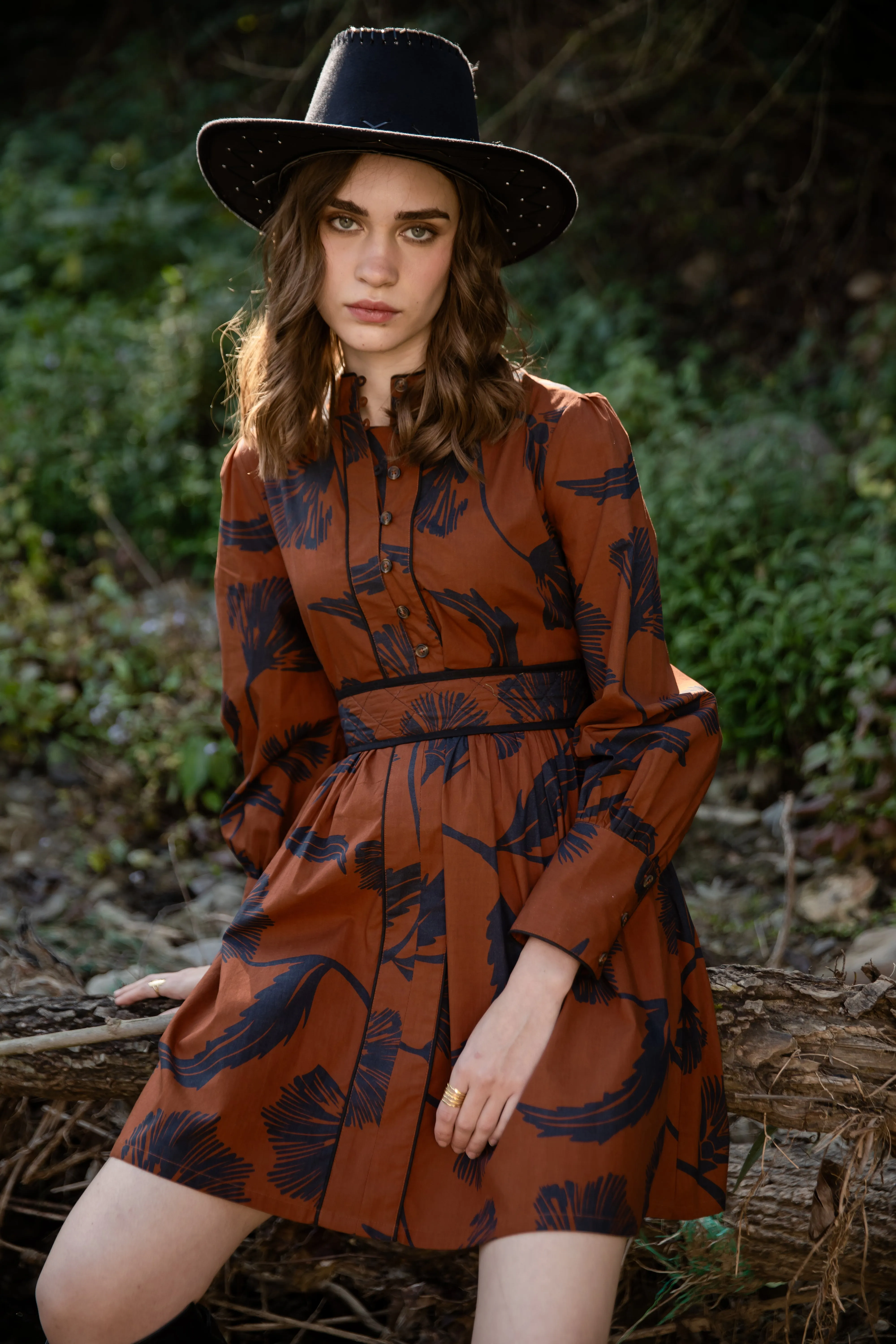 1133 Nella sold by Beyond by Vera product image thumbnail 2