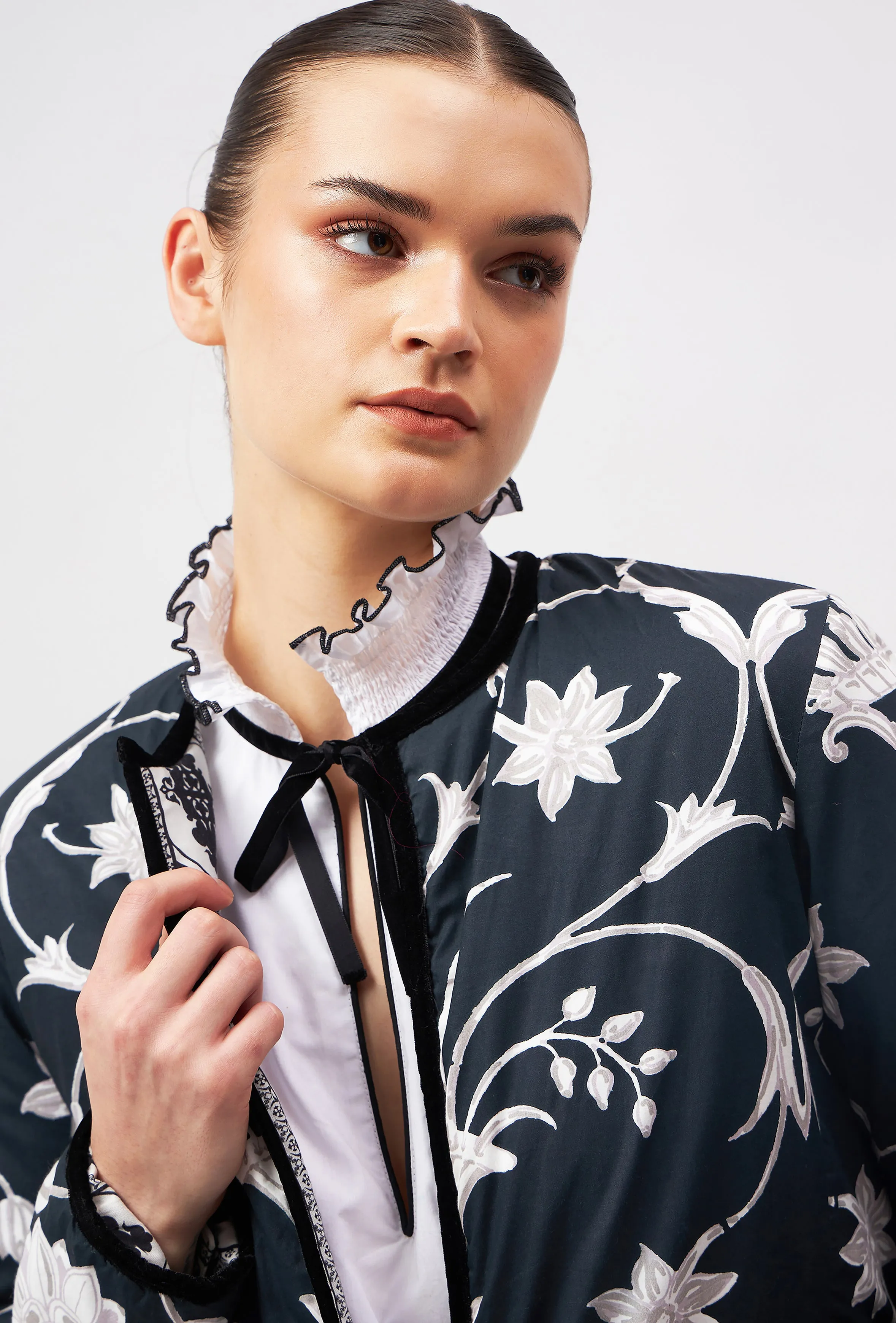 1499 Joan Reversible Jacket sold by Beyond by Vera product image thumbnail 3