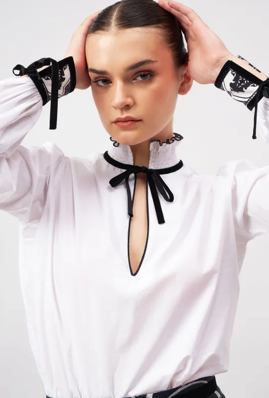 1452 Jill top sold by Beyond by Vera