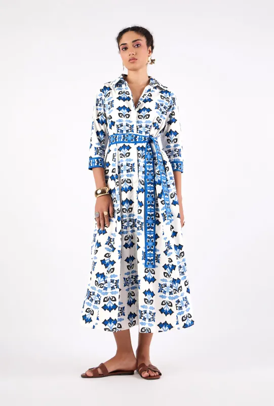 1382 Emily sold by Beyond by Vera