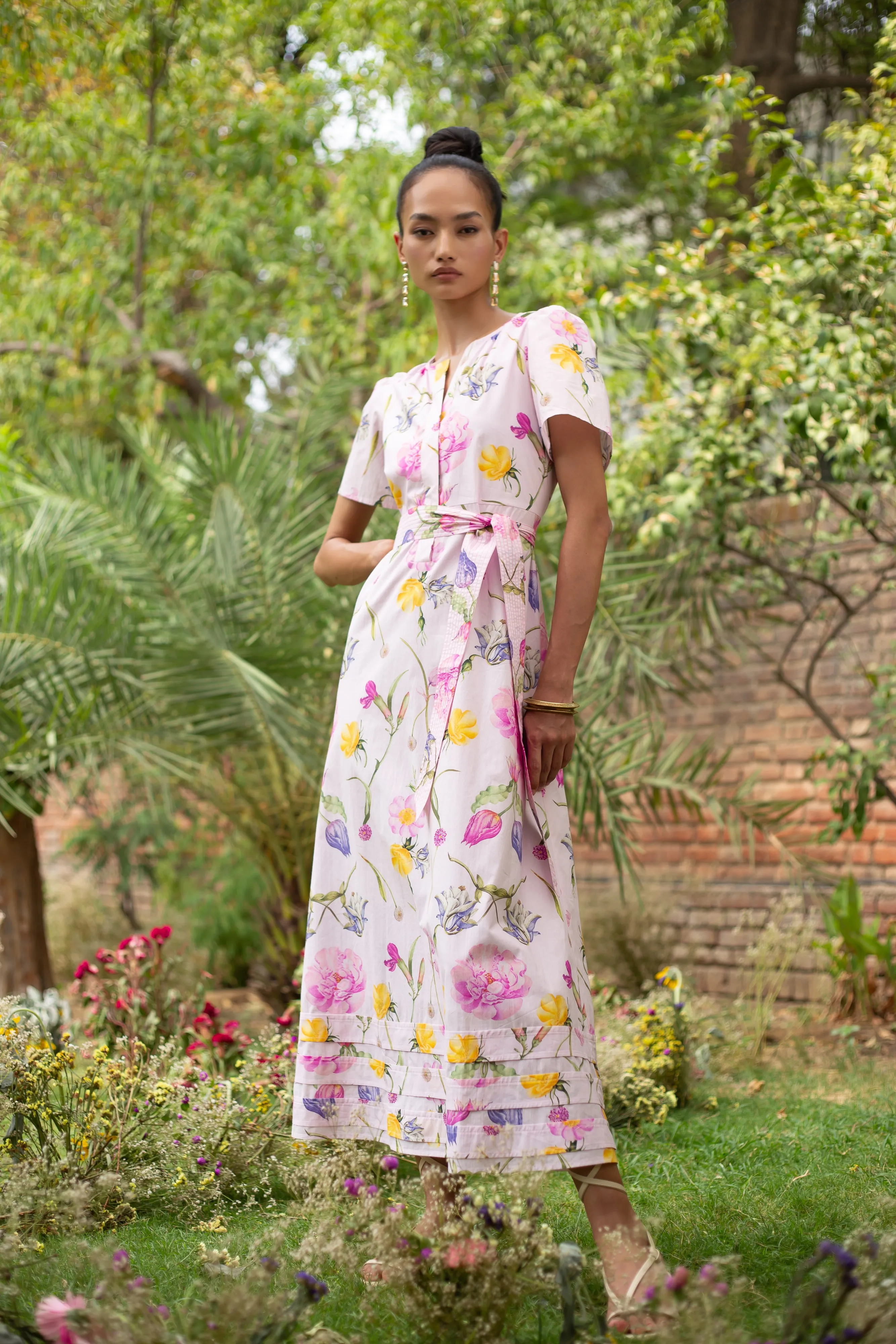 1359 Suzi sold by Beyond by Vera product image thumbnail 2