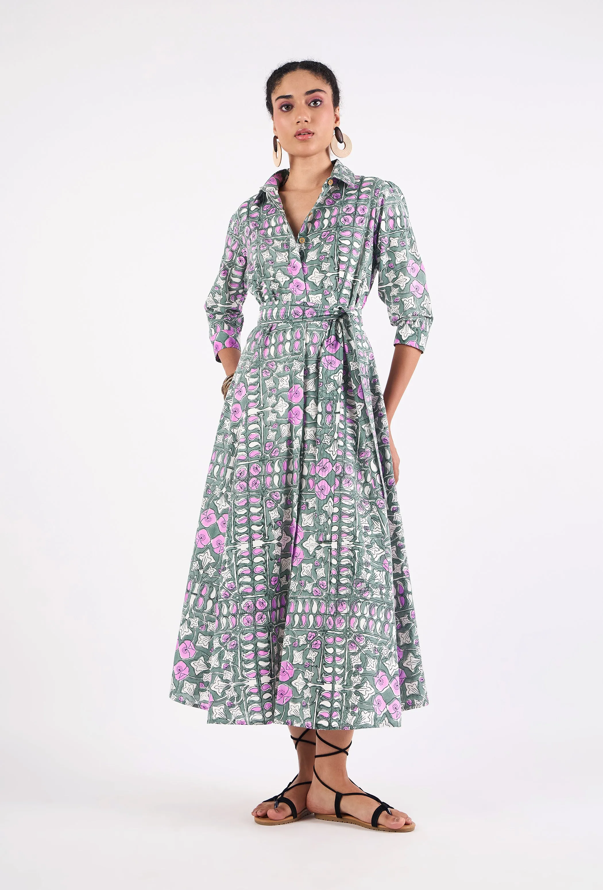 1341 Emily sold by Beyond by Vera