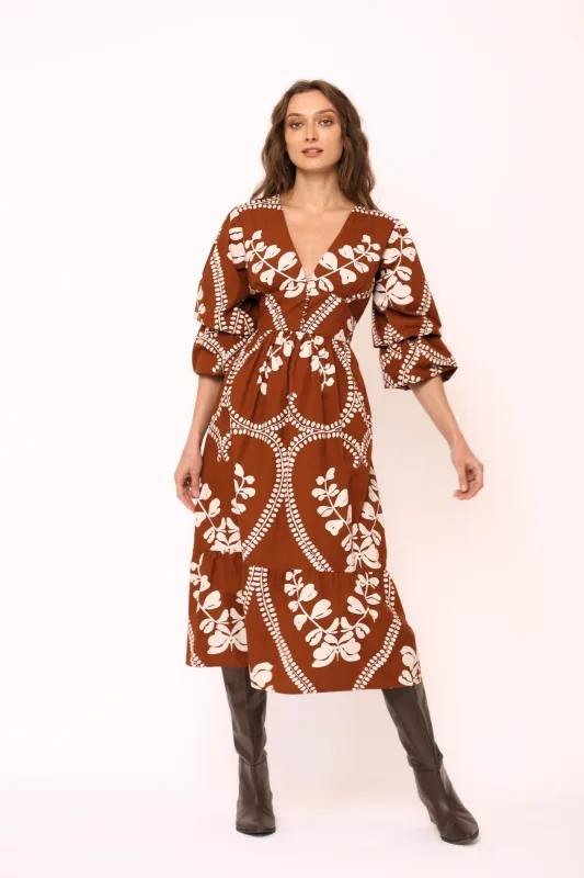 1689 Bianca sold by Beyond by Vera