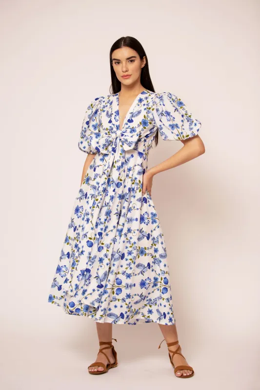 1834 Lola sold by Beyond by Vera